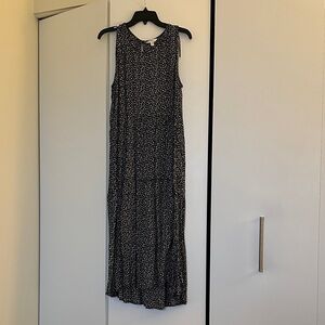 Time and Tru Black and White Patterned Maxi Dress